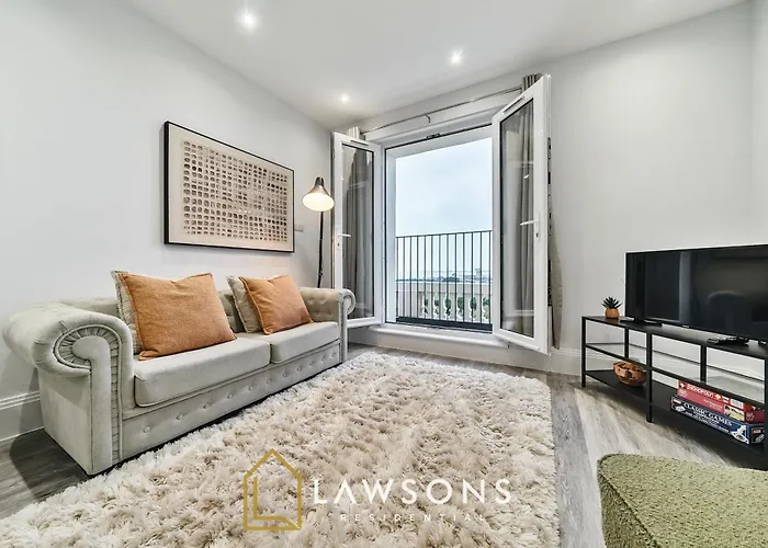 Premier Penthouse Living By Lawsons