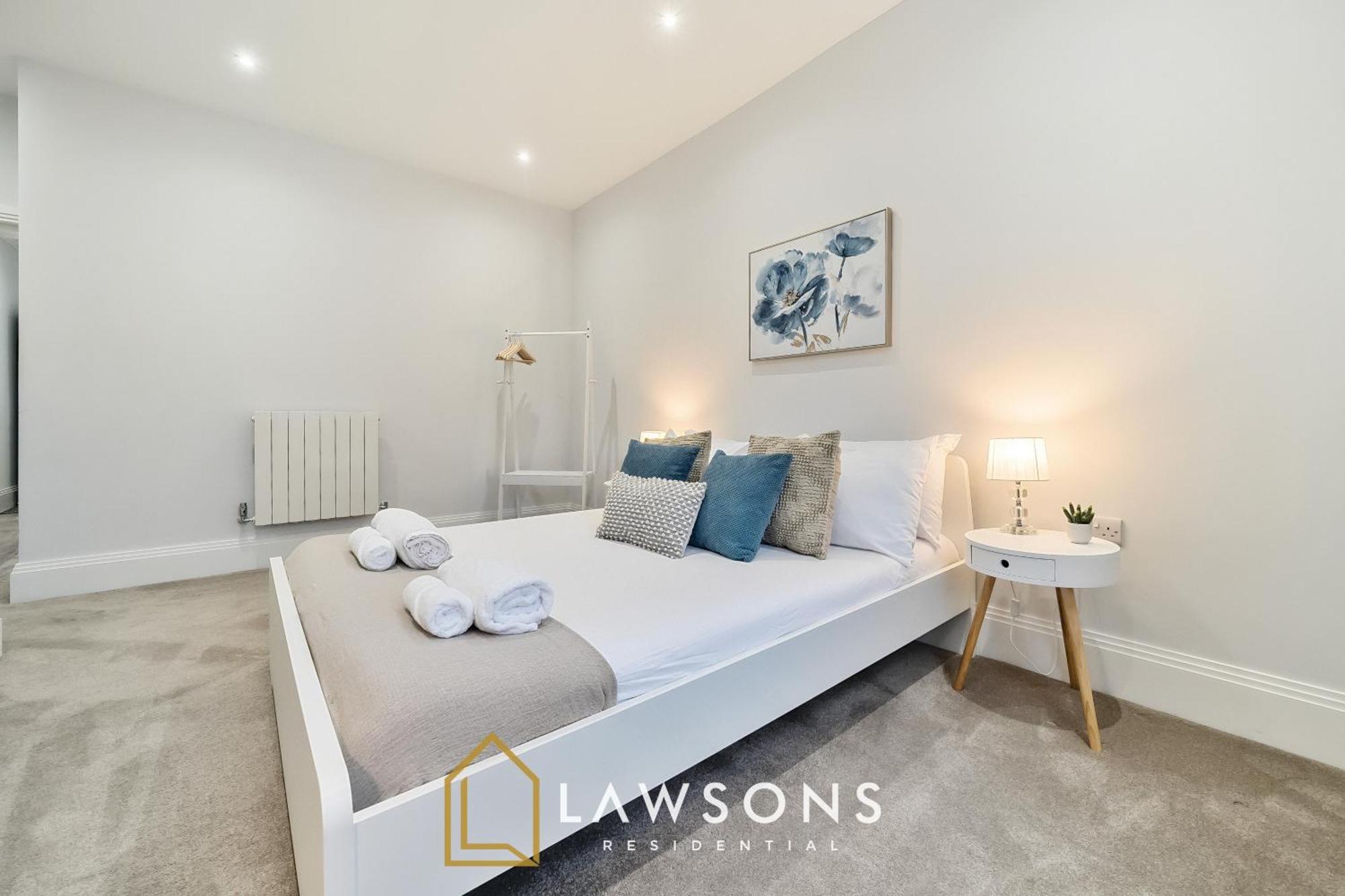 Premier Penthouse Living By Lawsons *